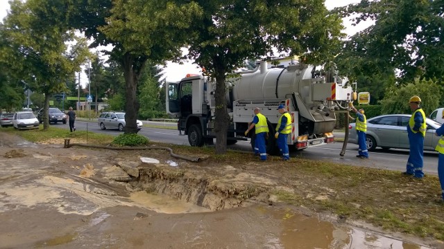 Awaria w rejonie ulicy Strzeszyńskiej  w Poznaniu