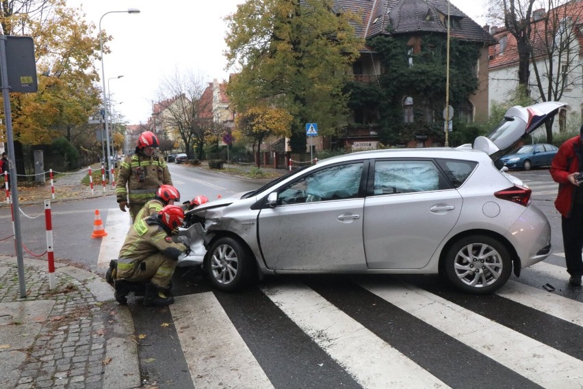 Wypadek na ulicy Kościuszki w Legnicy, zobaczcie zdjęcia
