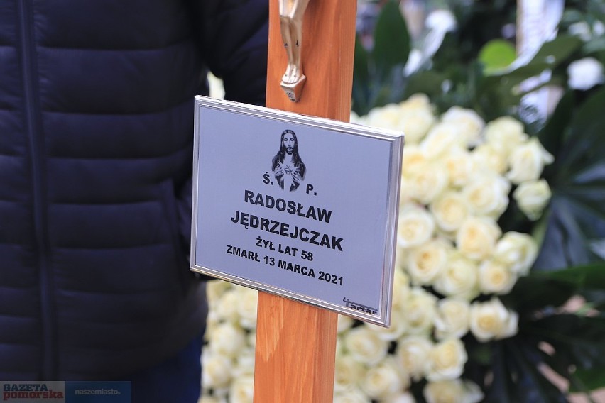 Pogrzeb Radosława Jędrzejczaka, byłego zastępcy komendanta...