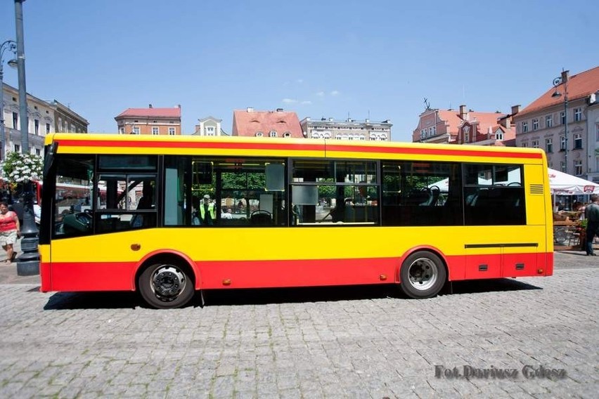 Wałbrzych: Prezentacja nowych autobusów