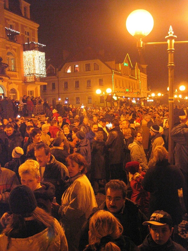 Tak mieszańcy Wałbrzycha witali Nowy Rok w poprzednich latach