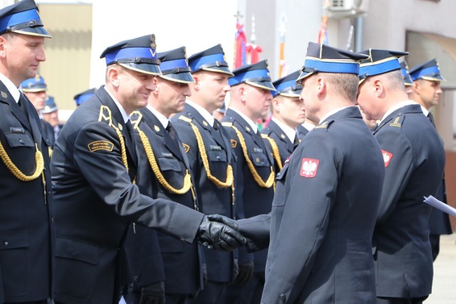 Zawierciańscy strażacy obchodzili uroczyście Dzień Strażaka przy siedzibie Komendy Powiatowej Państwowej Straży Pożarnej w Zawierciu