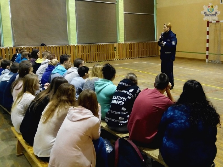 Policja w szkole w Nowej Wsi Lęborskiej
