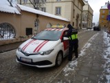 Taksówkarze w Warszawie nie przestrzegają żadnych przepisów? Pogrom po kontroli Straży Miejskiej