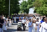 Boże Ciało 2021 w Pruszczu Gdańskim. Tłum wiernych przeszedł w procesji ulicami miasta |ZDJĘCIA