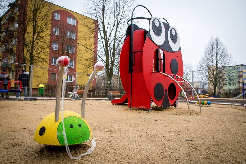 Plac zabaw "Biedronkowo" na osiedlu Dolnośląskim