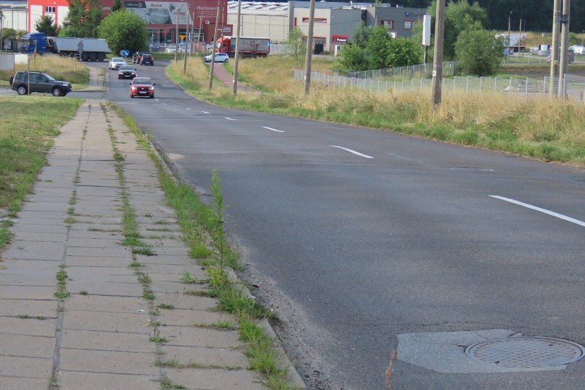 Ulica Handlowa w Czeladzi jest mocno obciążona ruchem, jej...