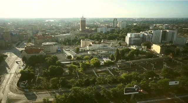 Biurowiec Bałtyk stanie przy rondzie Kaponiera w Poznaniu.