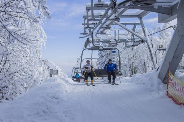 Na stok na Magurze Małastowskiej wyjeżdża co dnia około 200-300 narciarzy