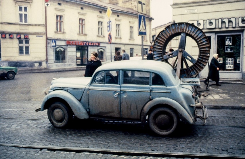 Legenda fotografii Tadeusz Rolke pokaże Lwów sprzed 30 lat w  BWA w Rzeszowie. Po raz pierwszy  