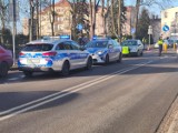 Wypadek w Tucholi na ul. Świeckiej. Poszkodowaną jest 82-letnia piesza