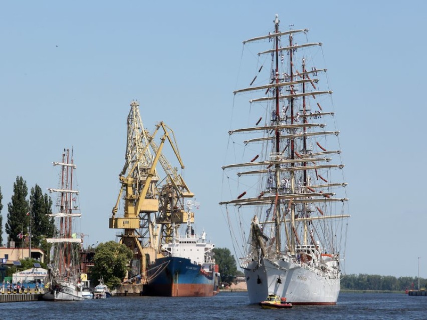 Baltic Tall Ships Regatta 2015. Wielkie żaglowce już są w Szczecinie [wideo, zdjęcia]