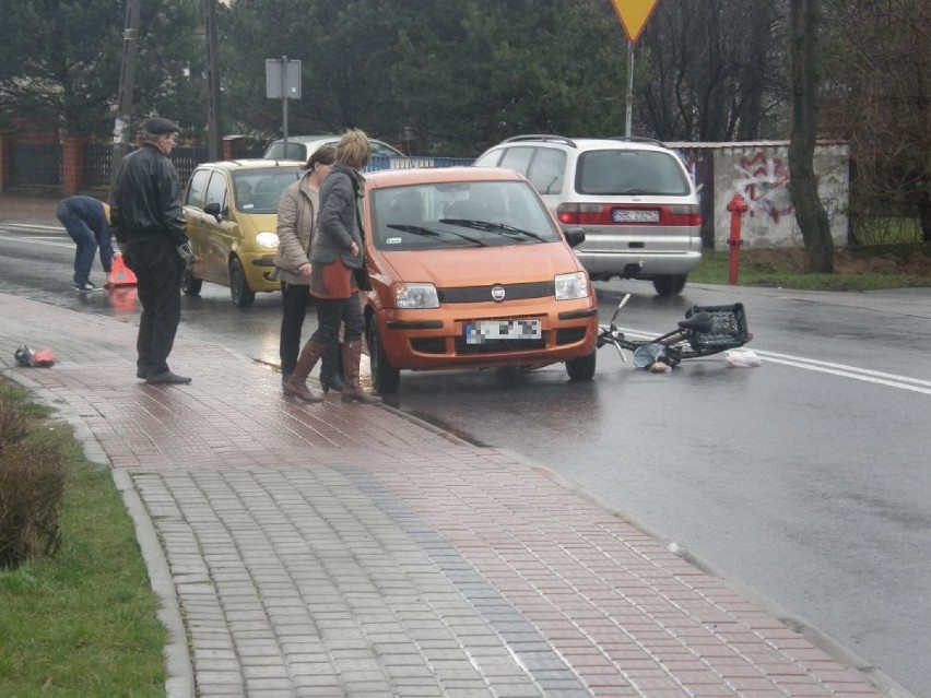 Imielin: Potrącenie rowerzysty? Od tragedii było o włos [ZDJĘCIA]