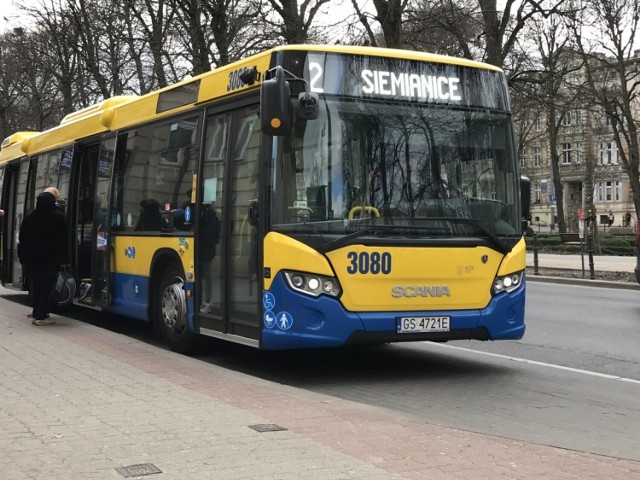 W autobusie linii nr 2 doszło do wypadku