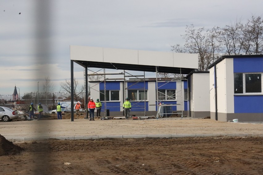 Budowa "covidowego" szpitala modułowego w Legnicy