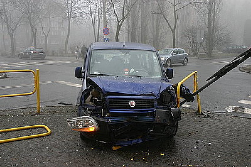 Do wypadku doszło wczoraj (1 marca 2012 roku) na ulicy...