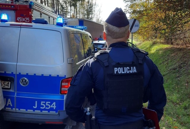 Pierwsze informacje przekazane policji mówiły, że sprawców było 30, ale Żabka sprawdziła, ile osób brało udział w kradzieży.