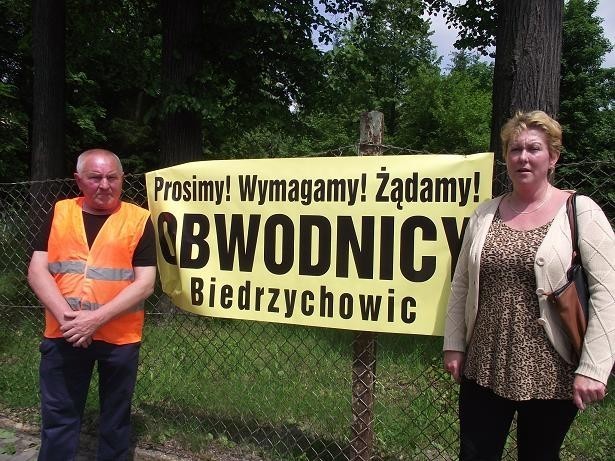 Biedrzychowice: Blokada drogi z Jeleniej Góry do Zgorzelca (ZDJĘCIA)