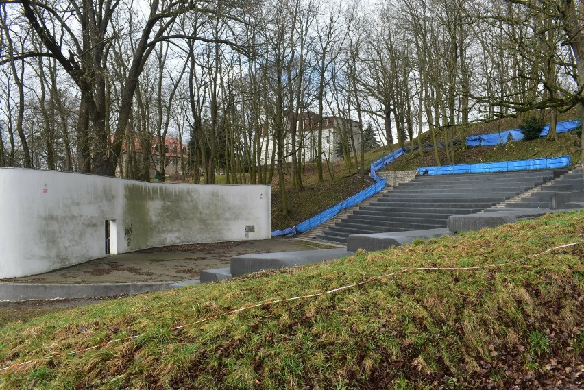 Trwa remont amfiteatru w Parku Tysiąclecia w Krośnie...