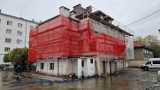 Brzydka siedziba sanepidu i drogówki w Strzelcach Opolskich przejdzie generalny remont