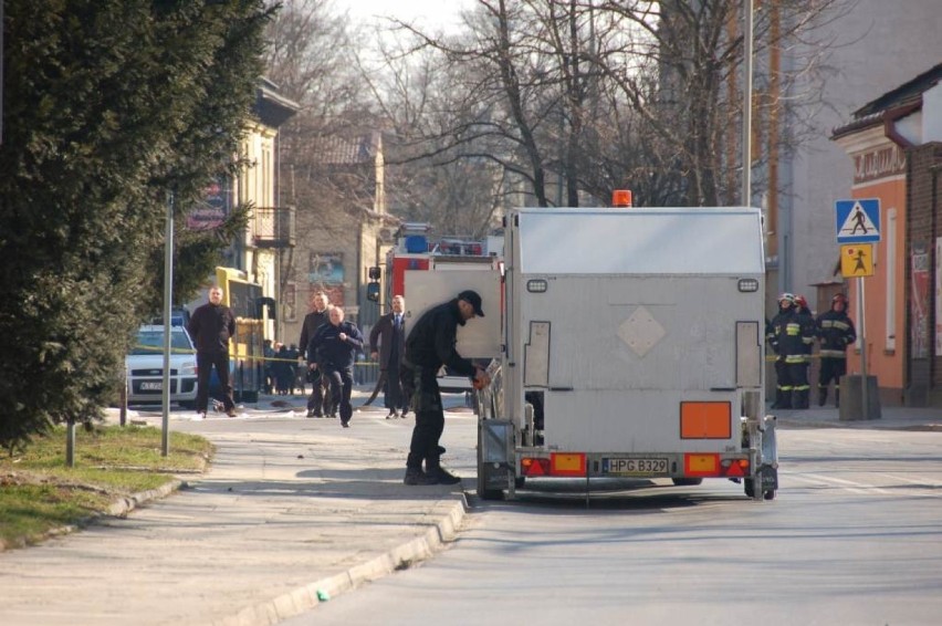 Alarm bombowy w Tarnowie: pirotechnicy zakończyli akcję [WIDEO, ZDJĘCIA]