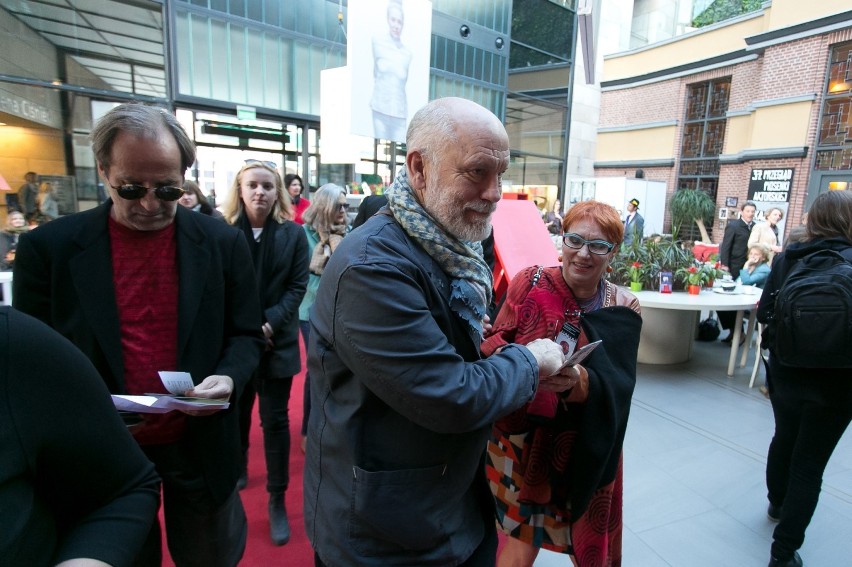 John Malkovich na widowni Przeglądu Piosenki Aktorskiej