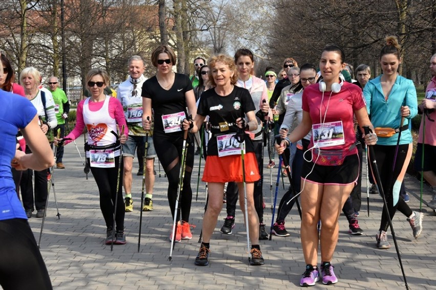 Otwarte Mistrzostwa Legnicy w Nordic Walking [ZDJĘCIA]