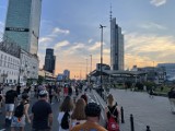 Byłam na Nightskatingu w Warszawie. Dlaczego tłumy chcą jeździć po ulicach Warszawy?