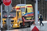 Wypadek karetki pogotowia na ulicy Noworudzkiej w Wałbrzychu. Kierowca ambulansu musi zapłacić 1500 zł mandatu!