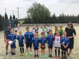 Kobylin. Młodzi piłkarze z Kobylina wywalczyli puchar dyrektora szkoły w Kuklinowie [FOTO] 