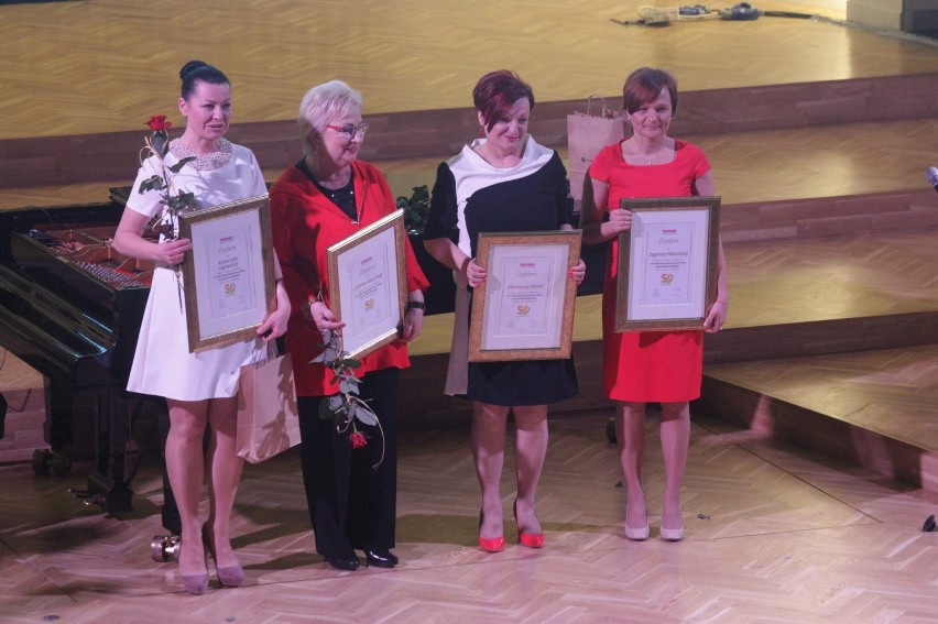 Dagmara Mikulska (na zdjęciu pierwsza z prawej) zajęła 10....