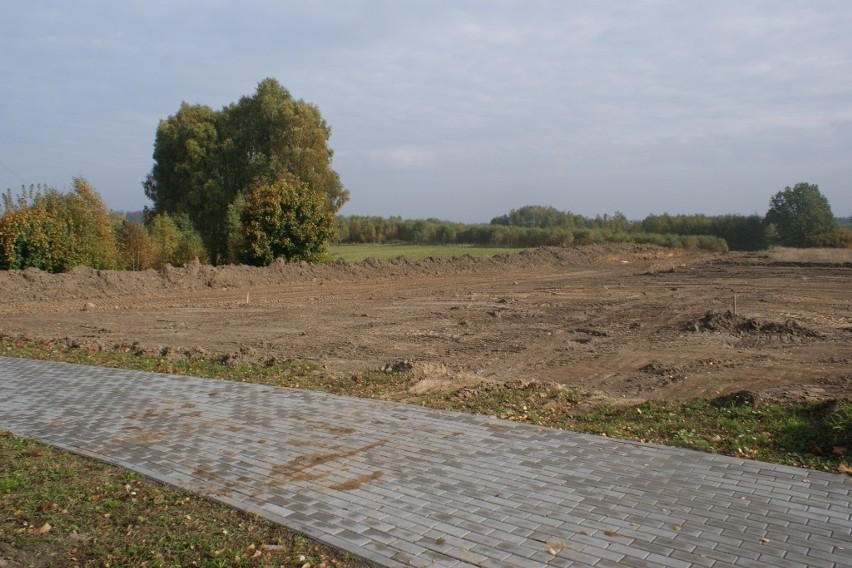 Cewice. Skończono budowę cmentarza komunalnego