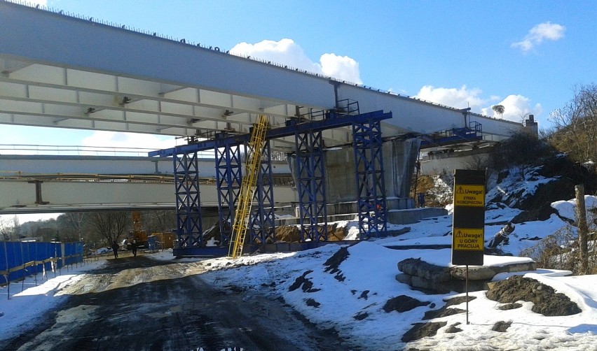 Postęp prac z budowy mostu i wiaduktu w Toruniu ..