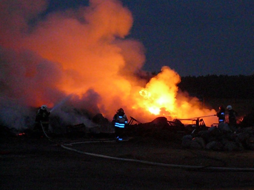 Krotoszyn - Pożar składowiska odpadów przy Ceglarskiej