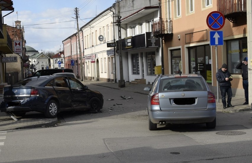 W sobotę, 14 marca, po godz. 14, na skrzyżowaniu ulicy...