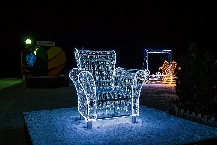 Krynica. Park światła rozświetla szczyt Góry Parkowej [ZDJĘCIA]