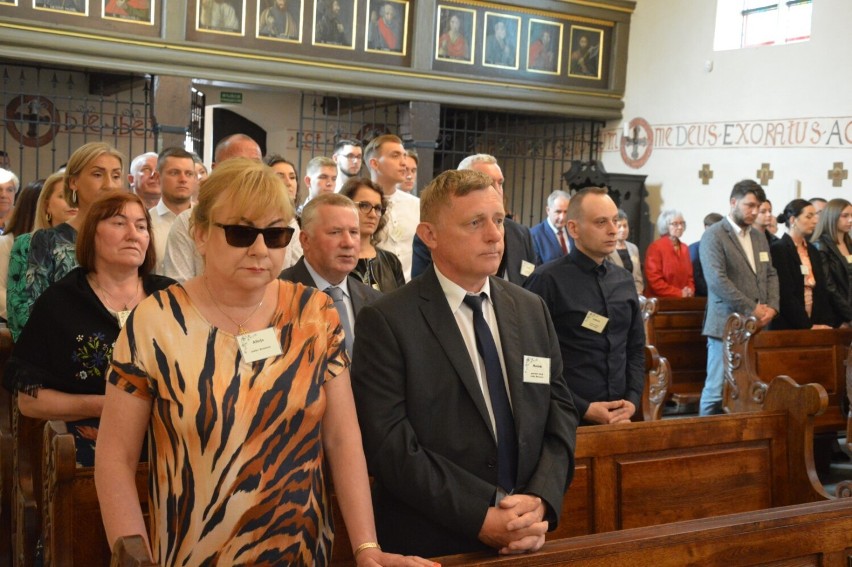 Ponad sto osób przybyło do Żukowa na wielki zjazd rodziny Kryszewskich