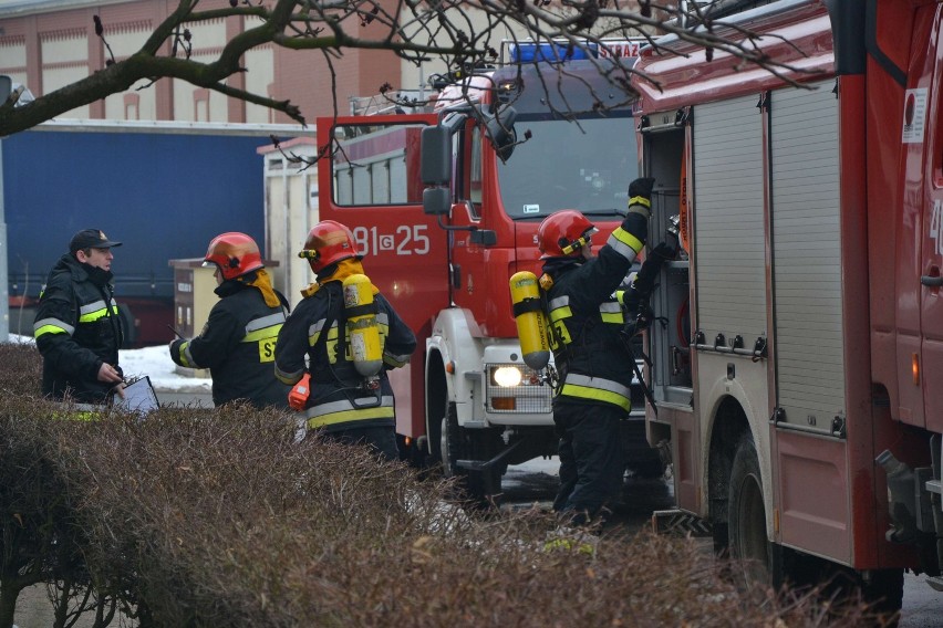 Malbork: Strażacka akcja w wieżowcu. Spokojnie, to tylko ćwiczenia