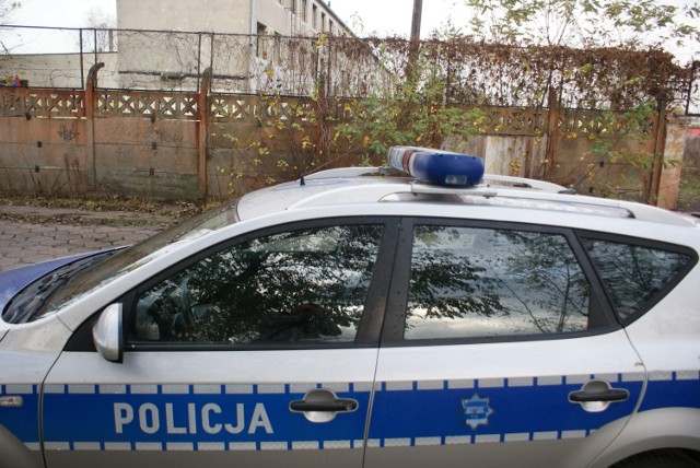 Zwłoki mężczyzny znaleziono w opuszczonym magazynie przy ulicy Przybrzeżnej w Kaliszu