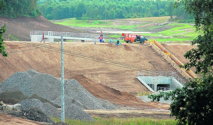 Budowa zbiornika retencyjnego na Korzeniu w Skrzyszowie