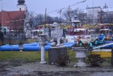 Wrocław. Z placu Społecznego zniknie wesołe miasteczko. "Powinno być tu tak jak przed wojną!" 