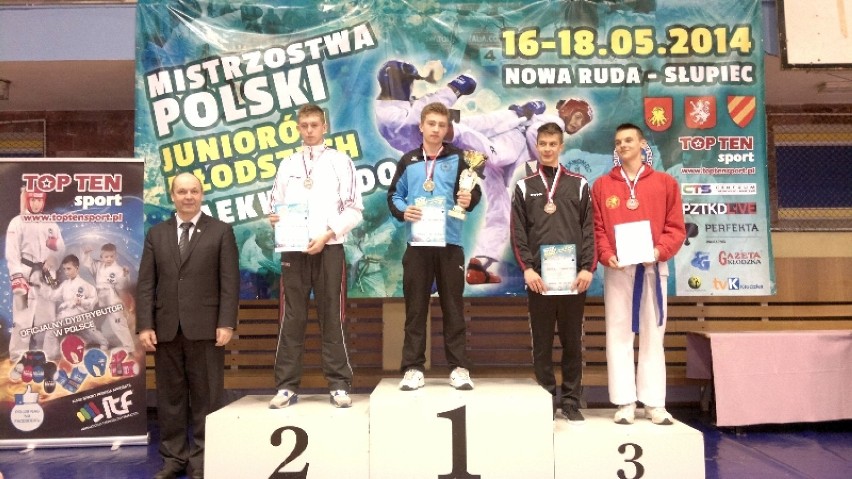 Taekwon–do: Juniorzy z lubińskiego klubu przywieźli trzy...