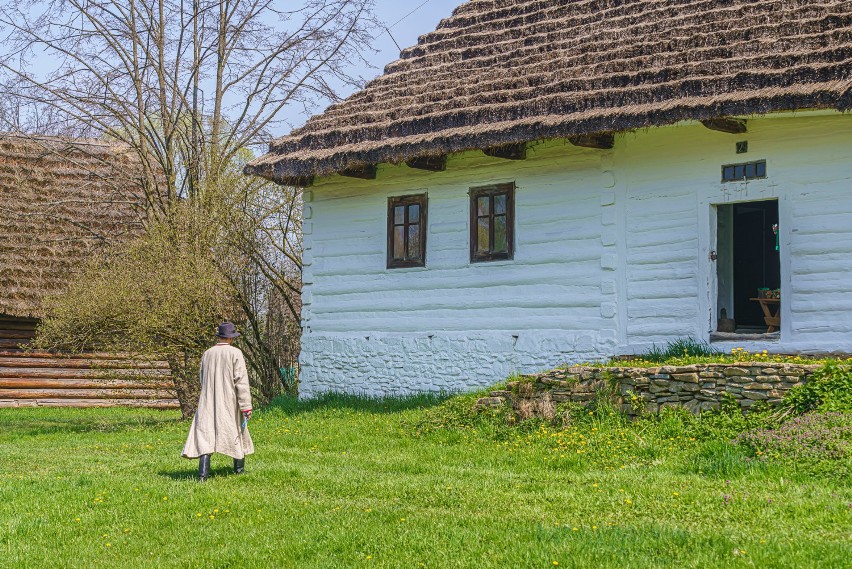 Nowy Sącz. Sądecki skansen otwarty dla odwiedzających. Warto wybrać się tutaj na majówkę [ZDJĘCIA]