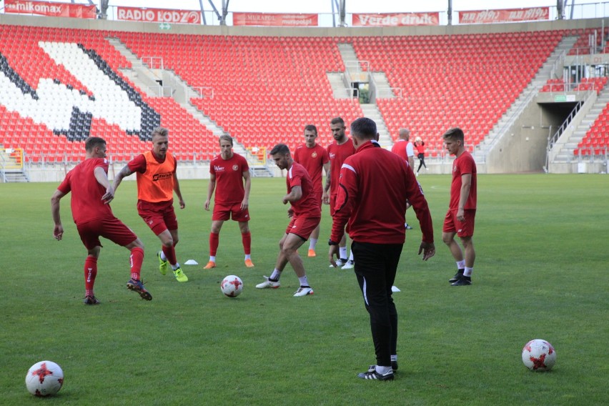 Radosław Mroczkowski poprowadził pierwszy trening Widzewa