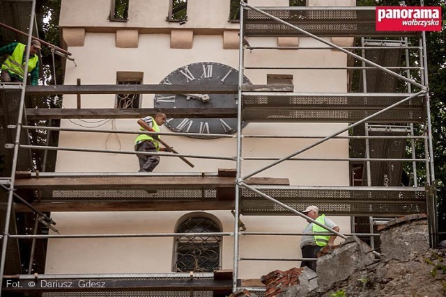 Trwają prace remontowo-konserwatorskie zabytkowej wieży Anny w Szczawnie-Zdroju
