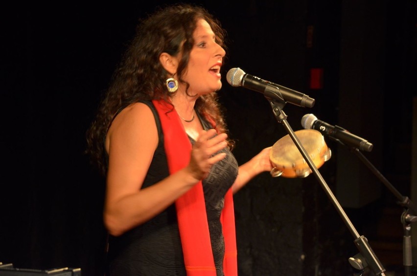 Anna Riveiro wykonywała pieśni sefardyjskie w jazzowym...