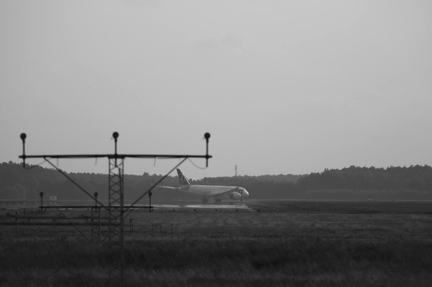 Lądowanie i start na bydgoskim lotnisku Boeinga 787 Dreamliner