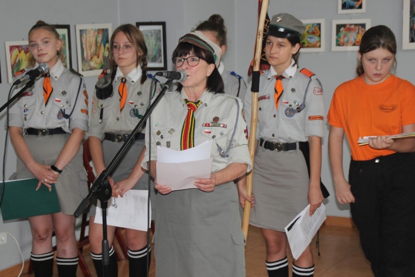 Muzeum Regionalne w Radomsku oraz harcerze zaprosili na śpiewanie piosenek z powstania warszawskiego. ZDJĘCIA