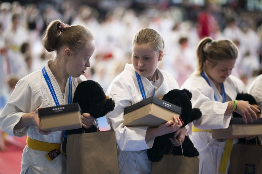XVI Turniej Mikołajkowy i Festiwal Karate-Do w Hali...