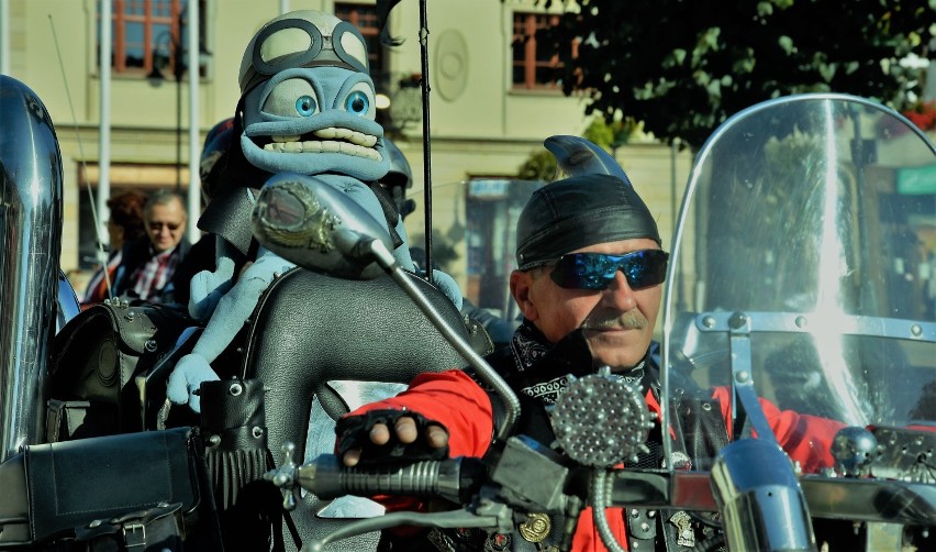 Parada motocykli na Rynku w Żorach, 6 październik 2018